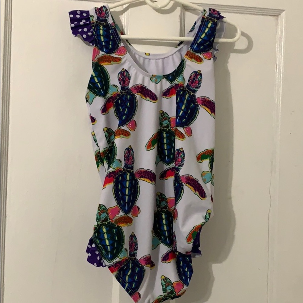 Girls - White with sea turtle one piece